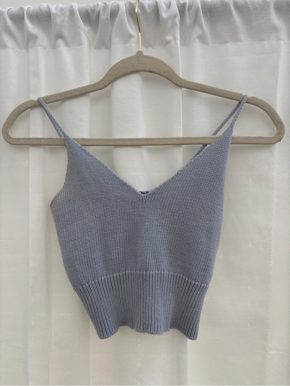 Sleeveless V-Neck Knit Tank Top - Light Blue